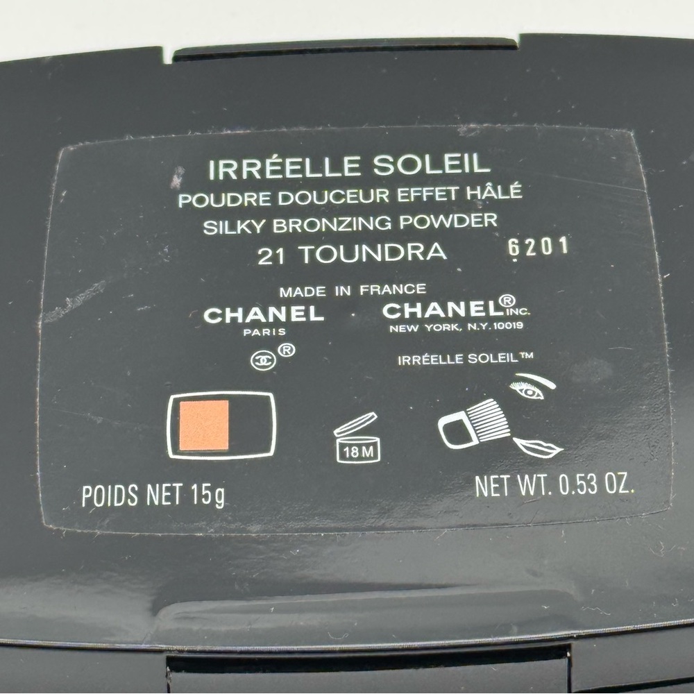 Chanel Irreelle Soleil Silky Bronzing Powder in Shade 21 Toundra Discontinued - Picture 8 of 8